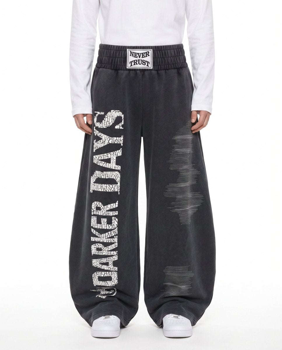 Graphic Sweatpants na3030