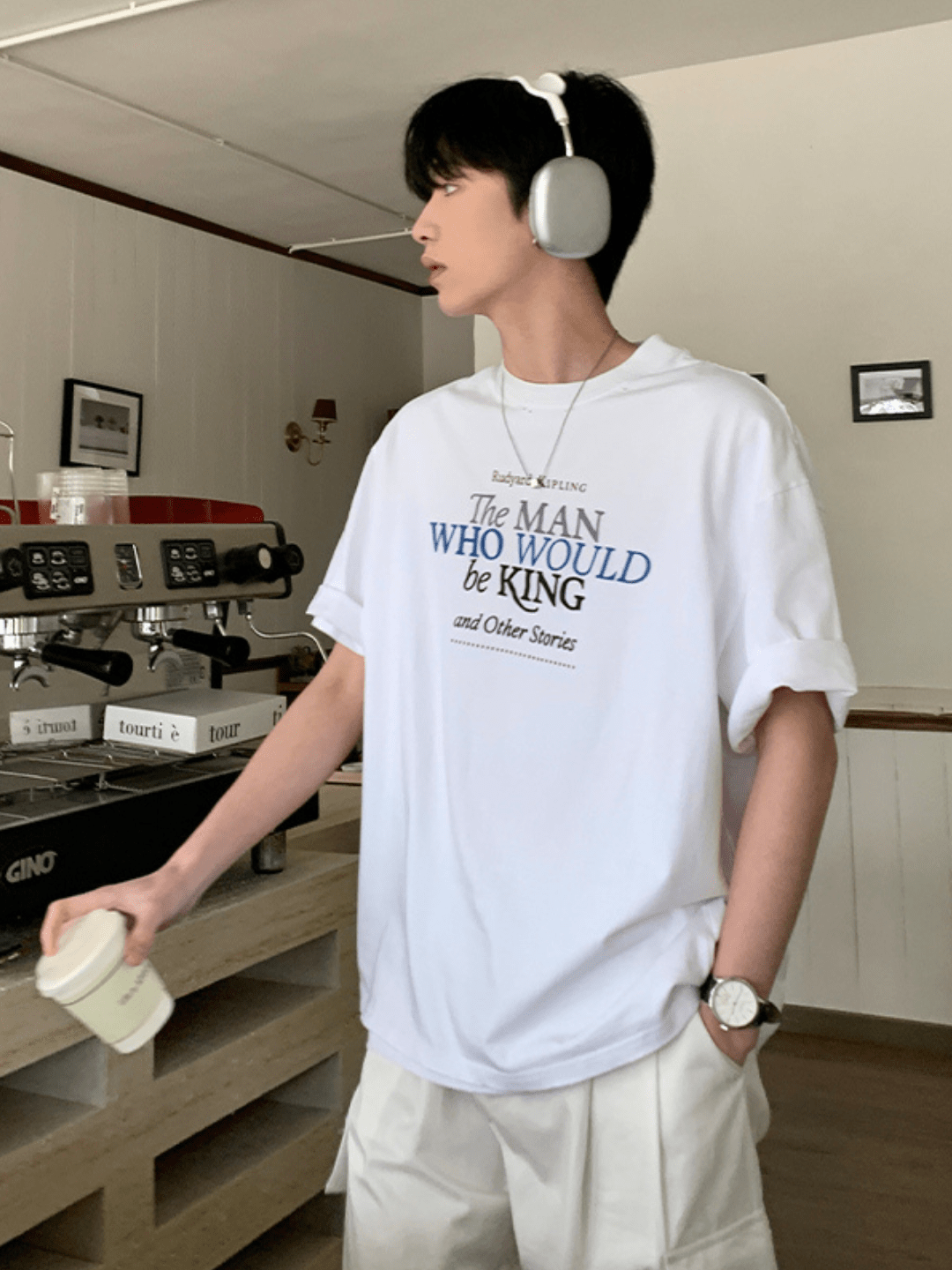 [ONELYC1NS] 한국 버전의 T-셔츠 na1143
