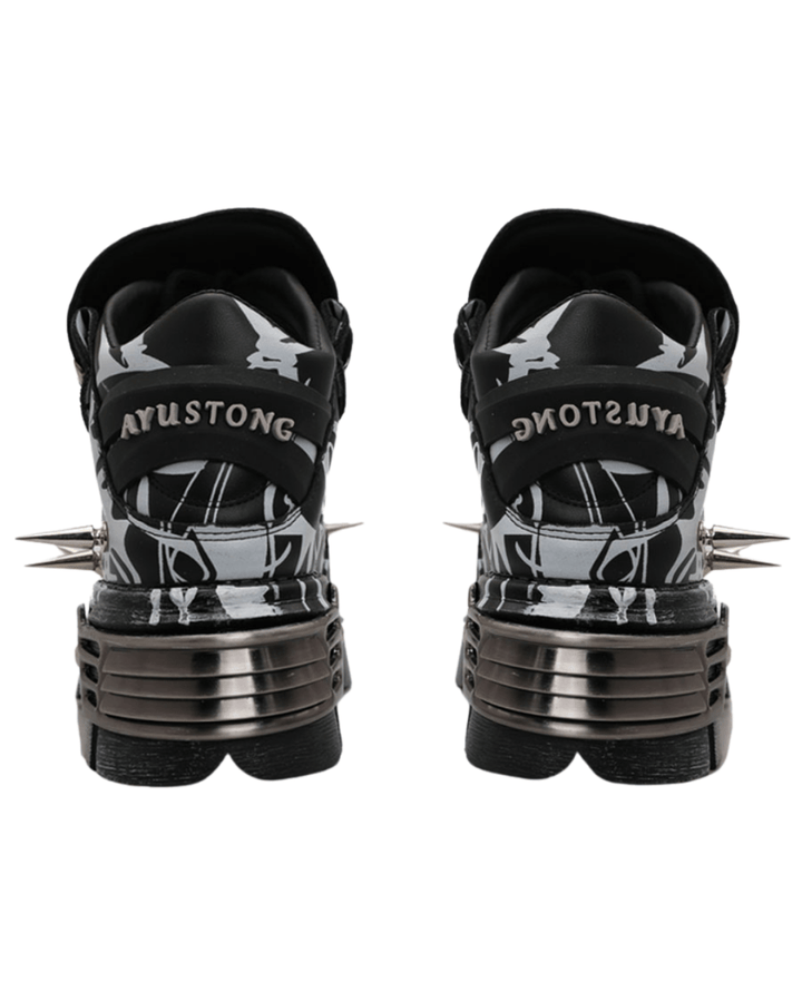 Night Reaper Spike Sneaker na2241