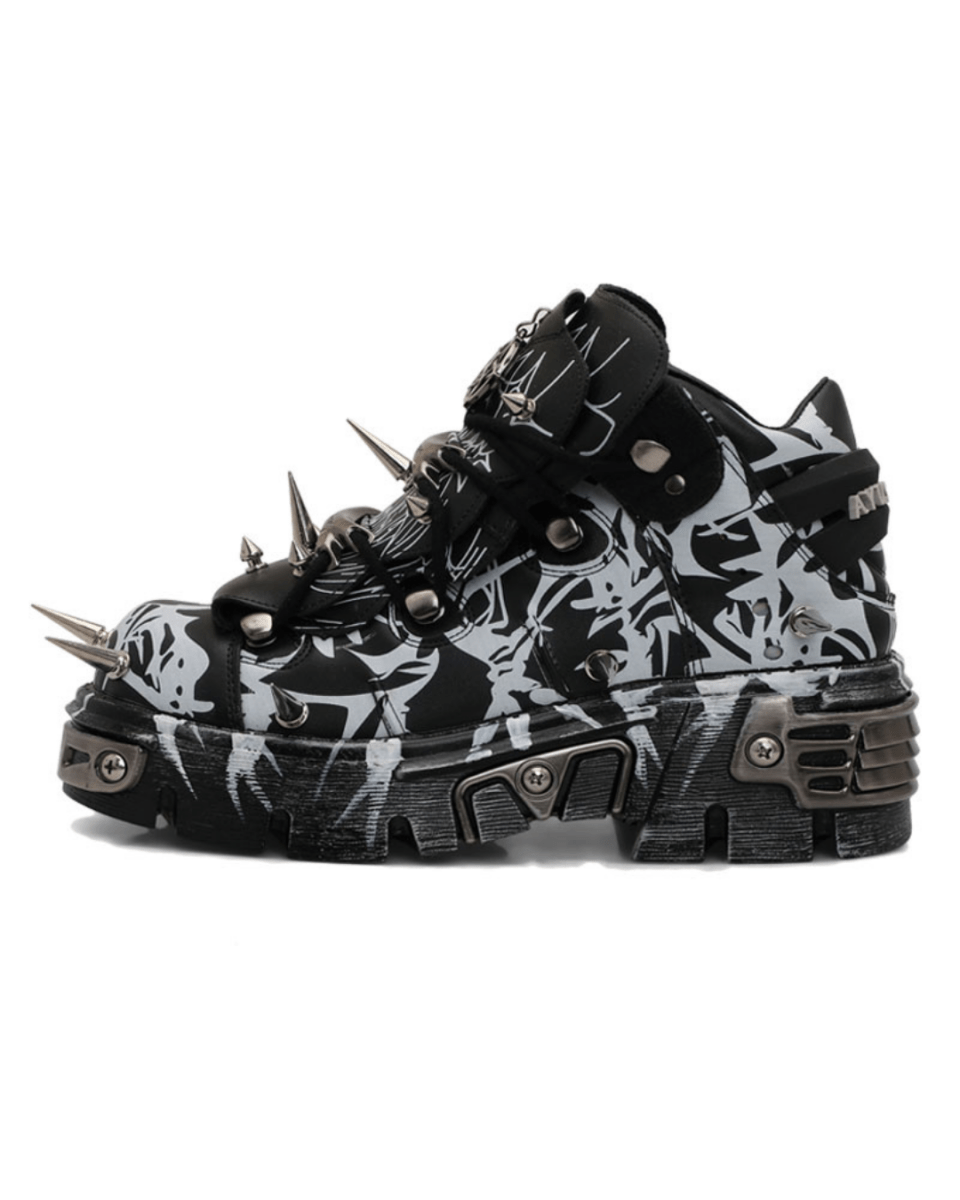 Night Reaper Spike Sneaker na2241
