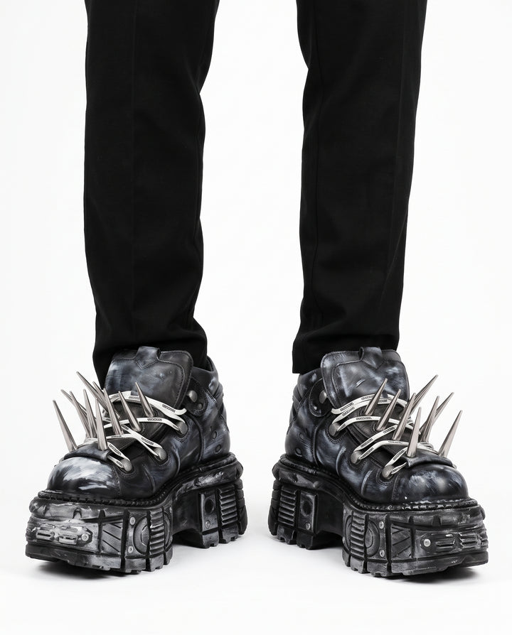 Spiked Platform Sneakers na3005