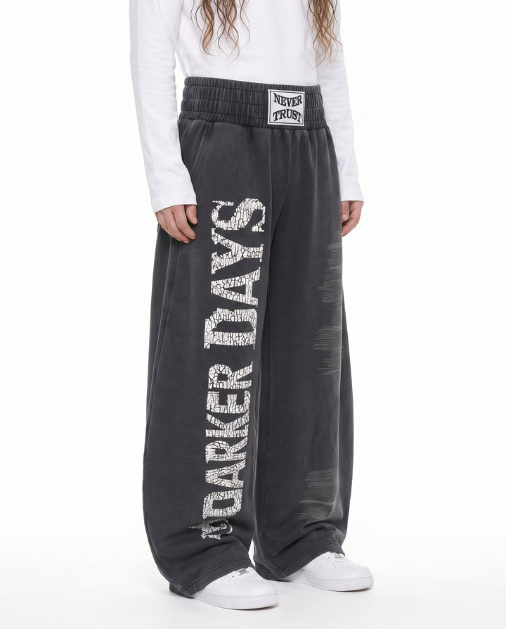 Graphic Sweatpants na3030