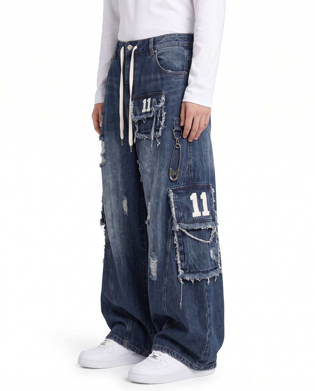 Distressed Cargo Jeans na3220