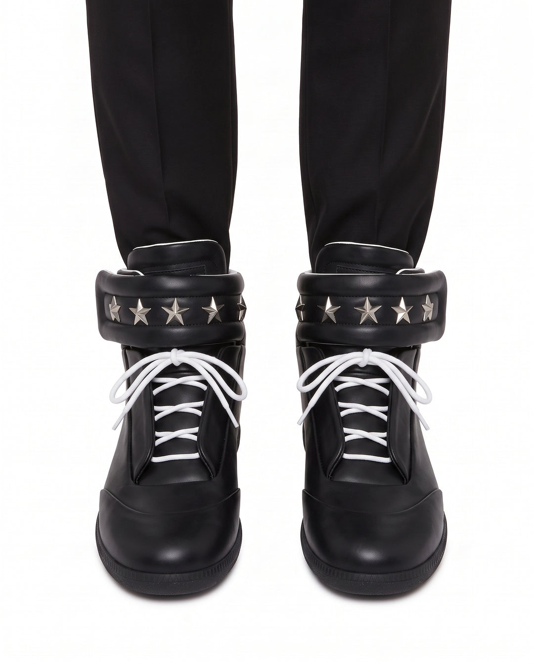 Studded High-Top Sneakers na2962