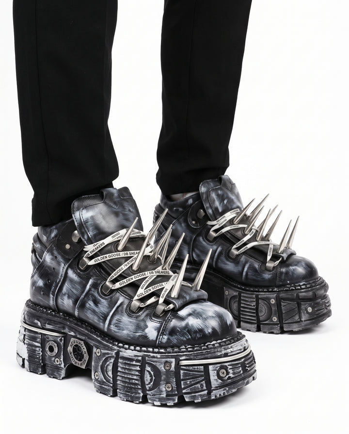 Spiked Platform Sneakers na3005