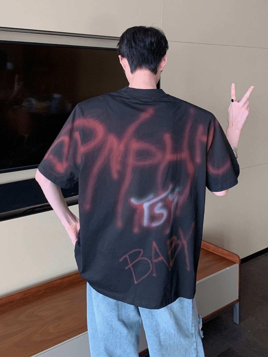 [CUIBUJU] Street Trend Spray Paint Graffiti T-Shirt na1165