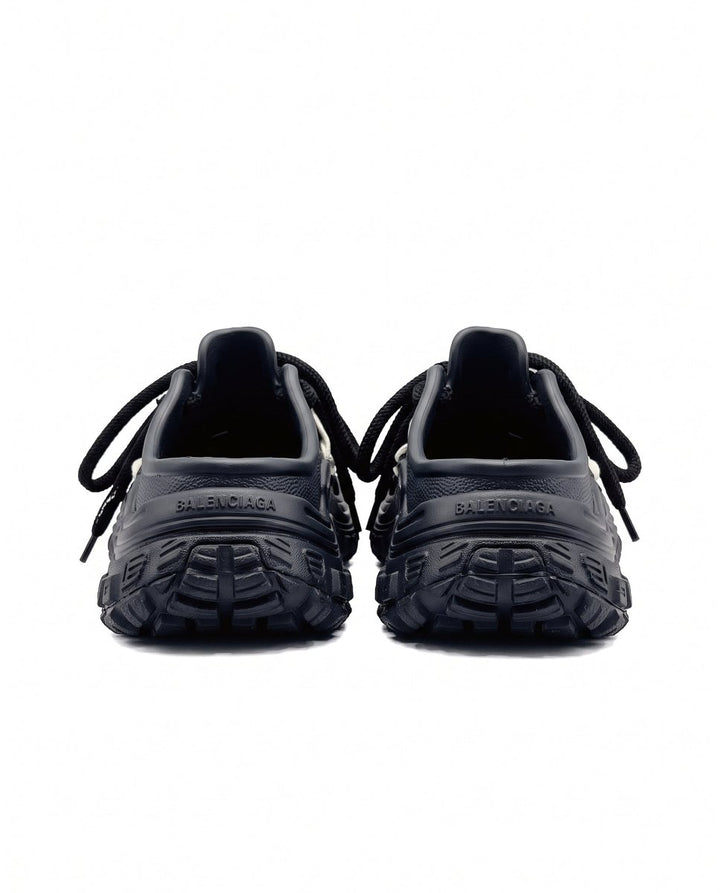 Lace-Up Clogs na3115