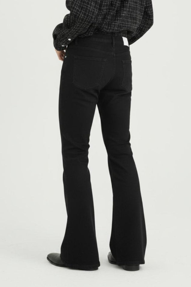 Black Flared Jeans 2516