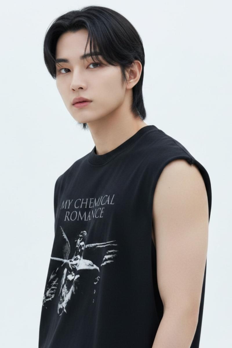 Graphic Sleeveless Tee  na2565