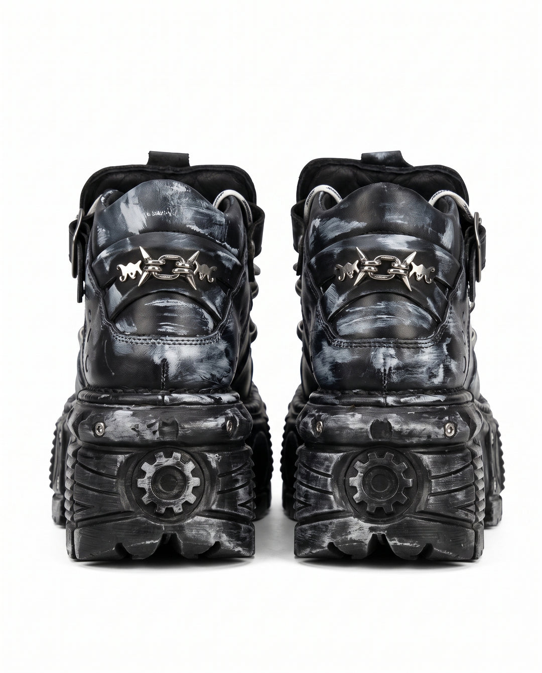 Spiked Platform Sneakers na3005