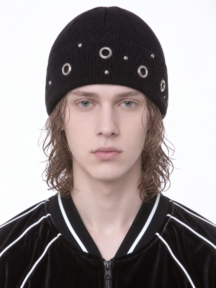 Studded Knit Beanie na3232