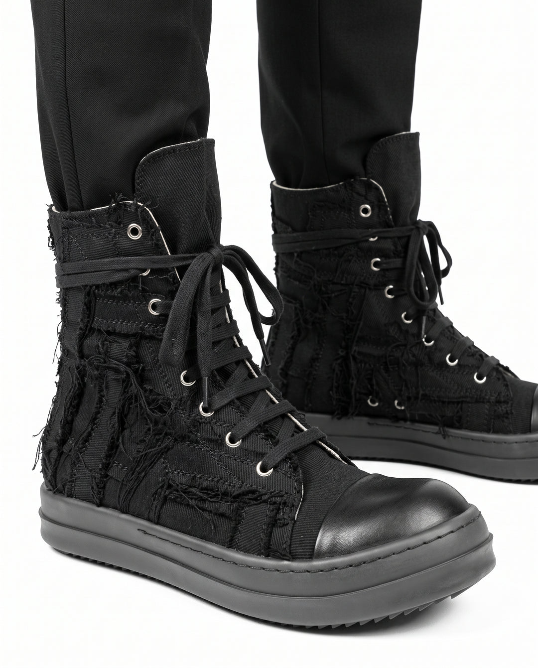 Distressed Canvas Sneakers na2958