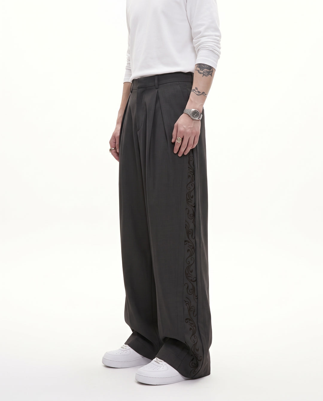 Embroidered Wide Pants na3205