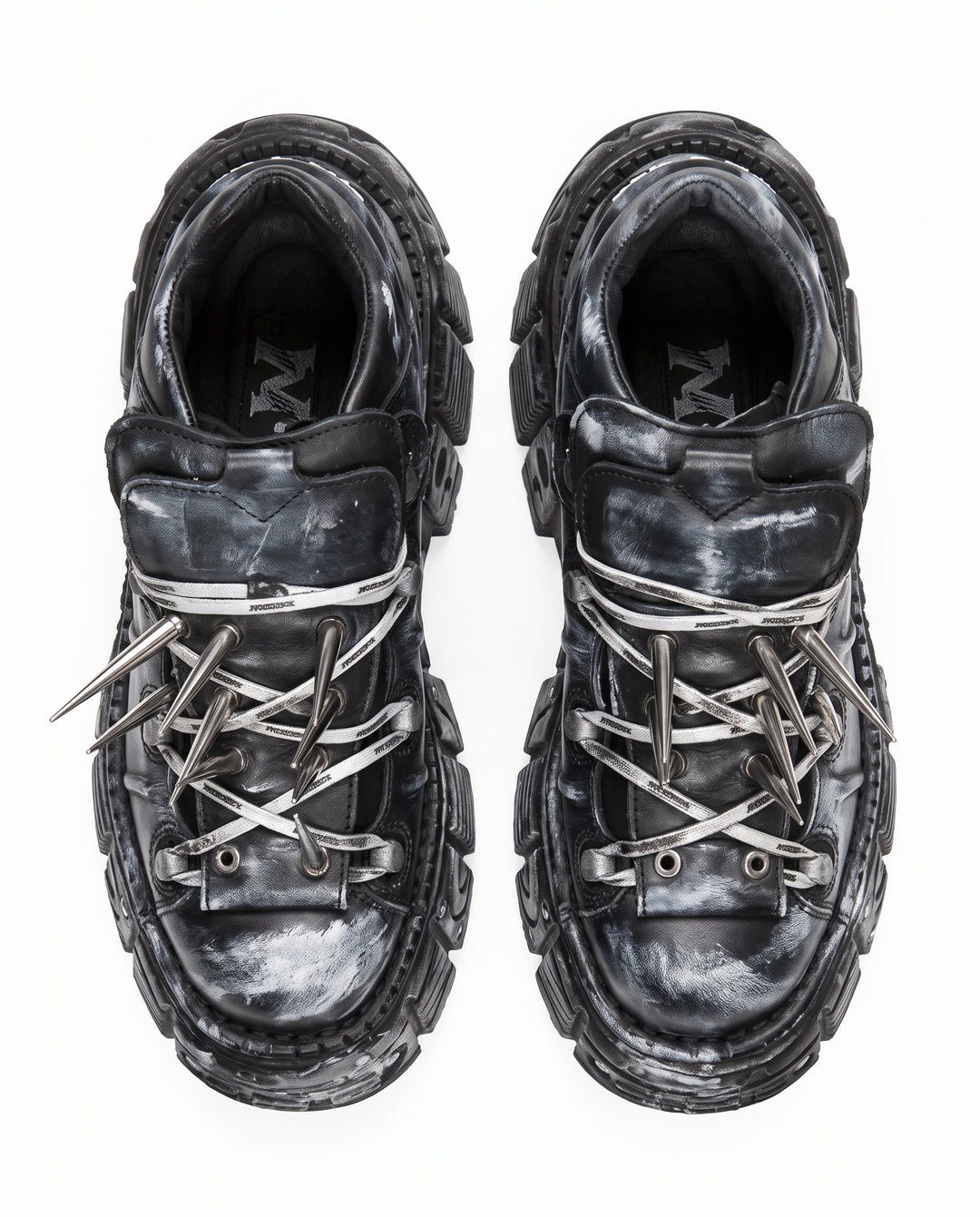 Spiked Platform Sneakers na3005