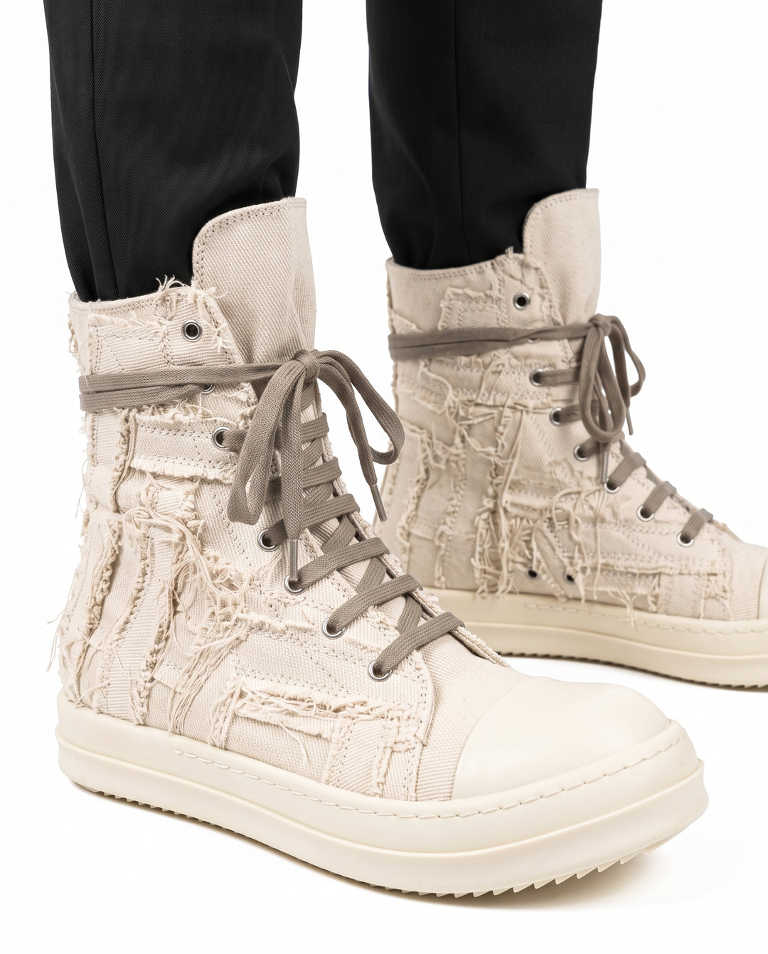 Distressed Canvas Sneakers na2958