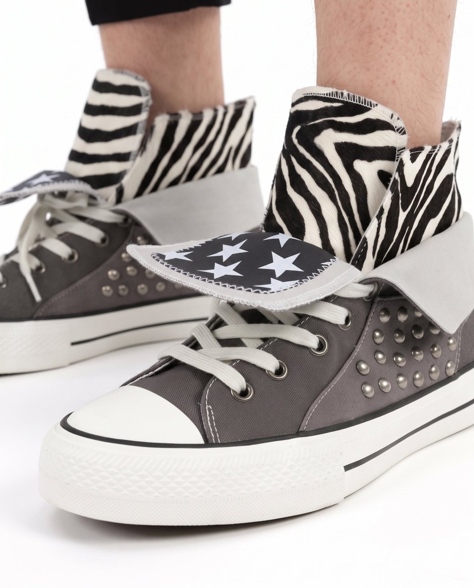 Studded Canvas Sneakers na3025