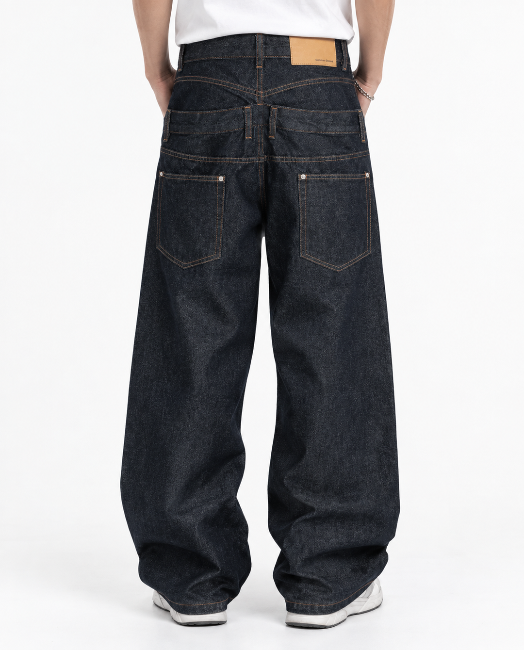 Studded Wide Jeans na3054