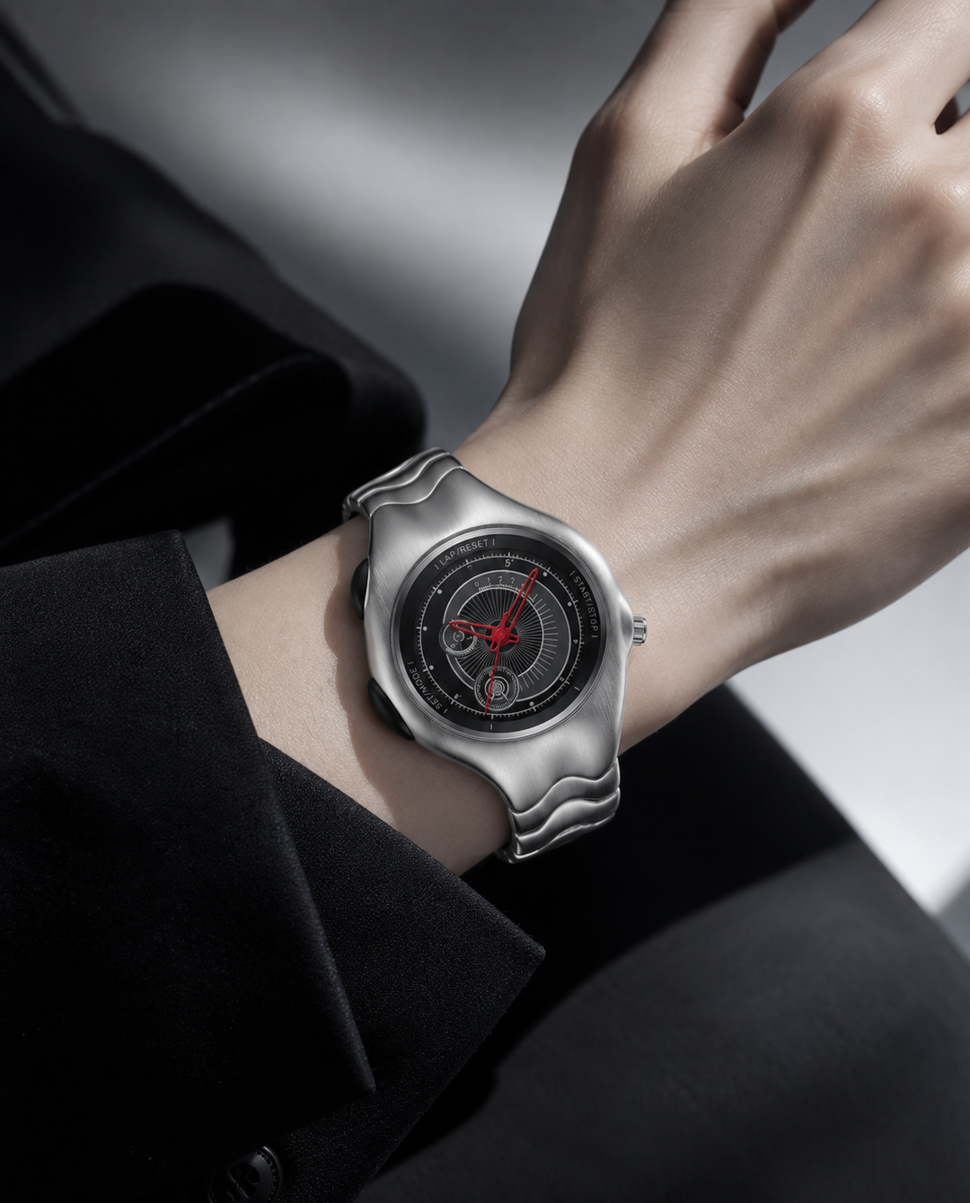 Metallic Wrist Watch na2898