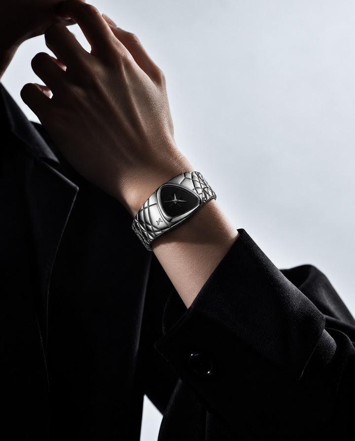 Triangle Dial Watch na2914