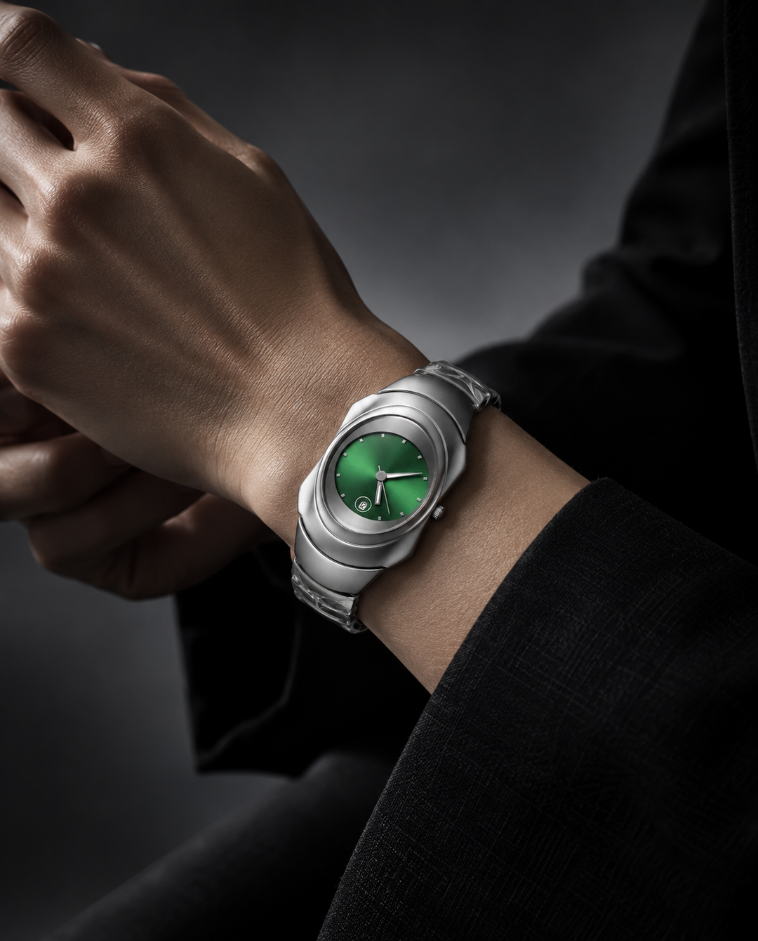 Green Dial Watch NA2924
