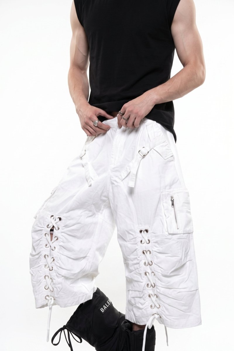 Distressed Denim Knee-Length Shorts na2601