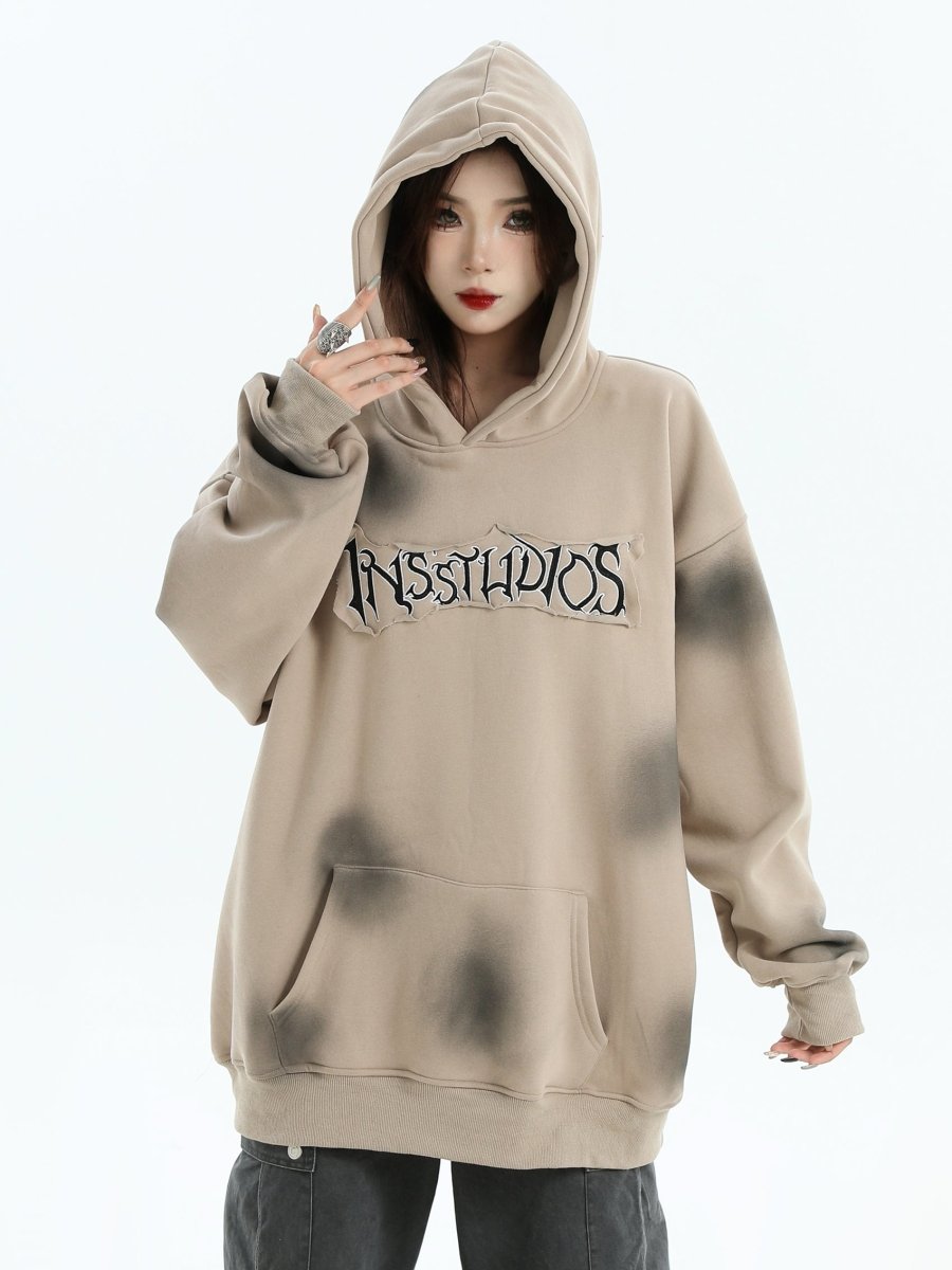 【INSstudios】Spray Paint Logo Loose Hoodie na1634