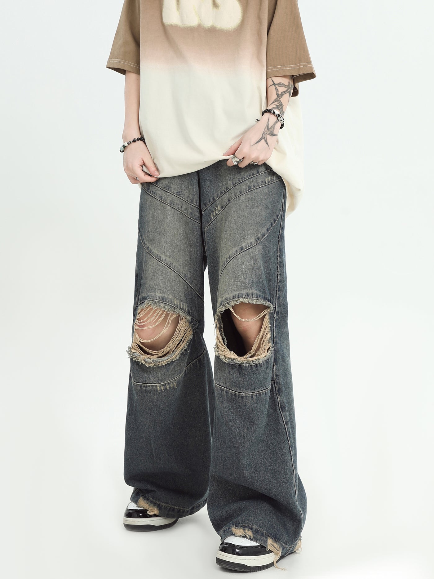 [INSstudios] scratched holes wash jeans na709