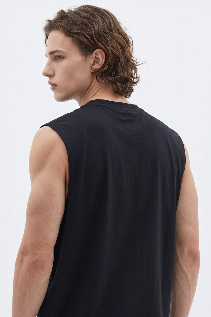 Graphic Sleeveless Tee na2565