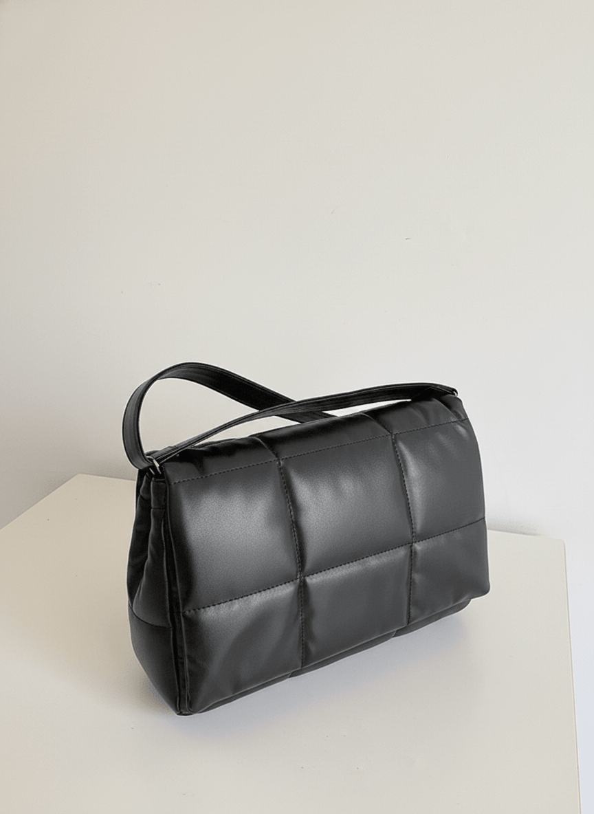 silk filling leather crossbody messenger bag na867