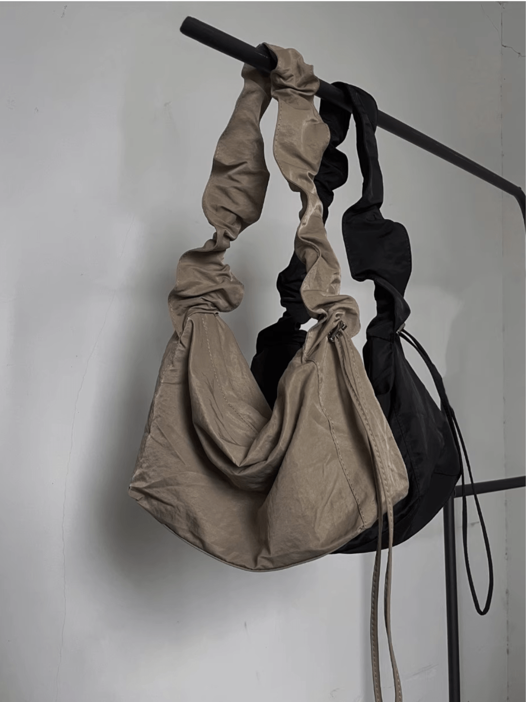 design drawstring dual-use shoulder crossbody bag na637