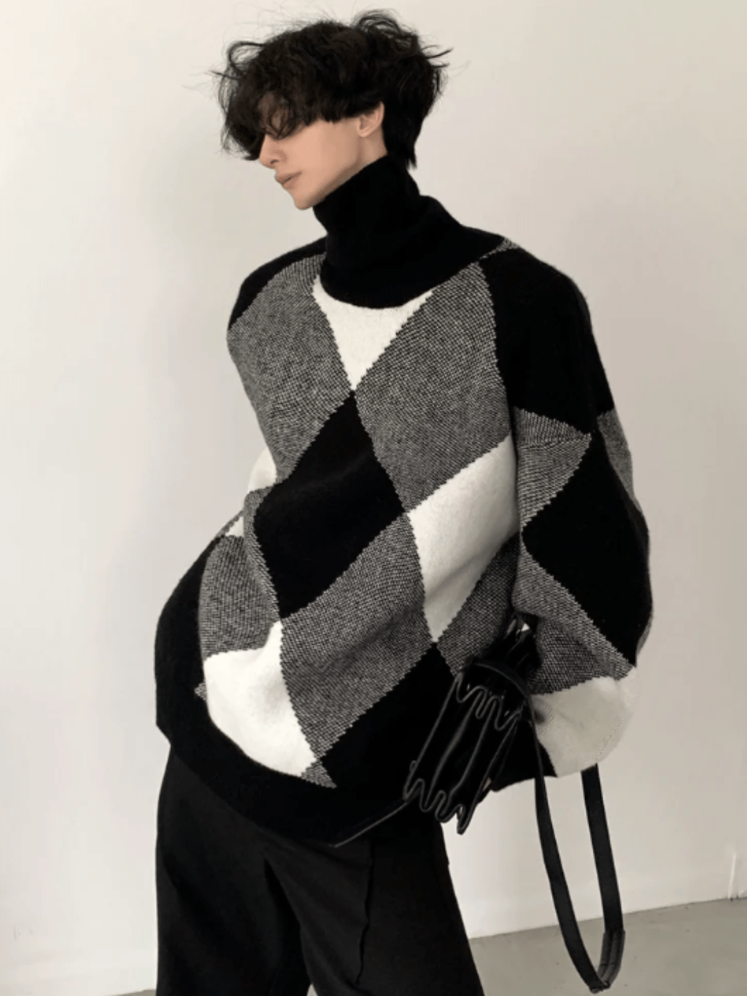[AutumnWind] black and white high-end design turtleneck sweater na673