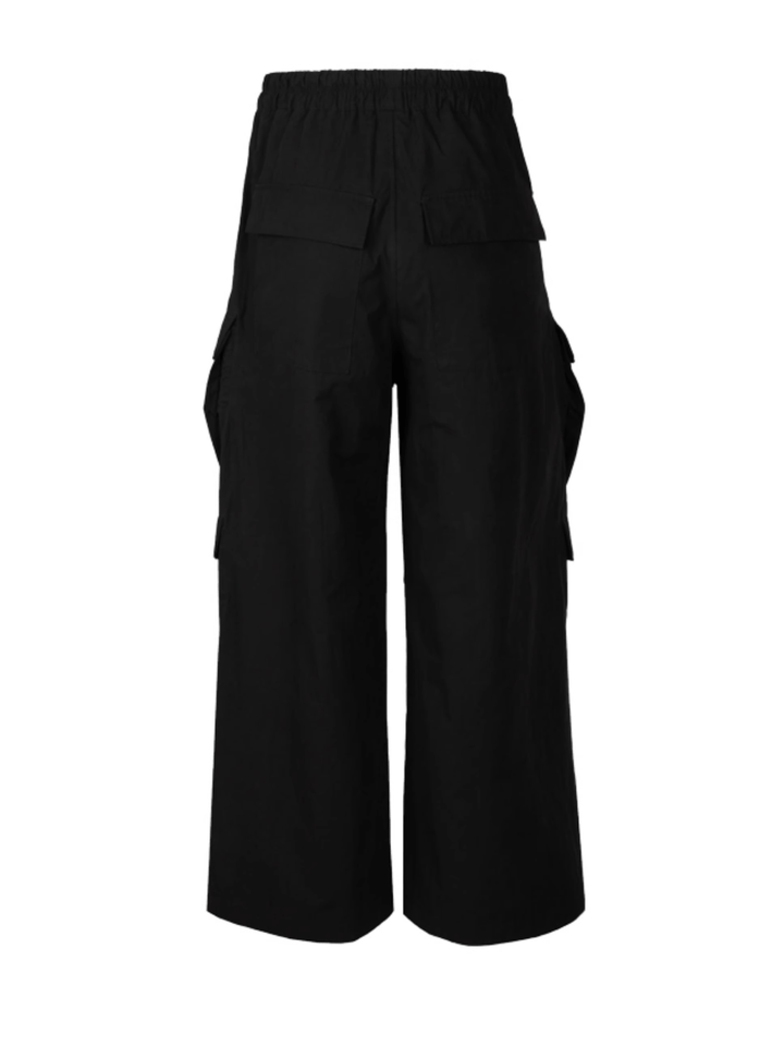 [n40mz] dark multi-pocket mopping flared pants na792 