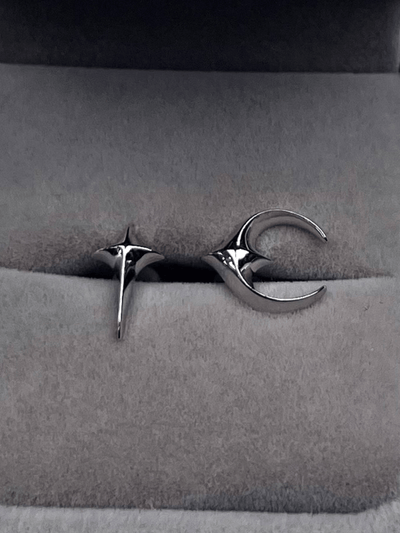 [CHEALIMPID] Niche minimalist silver logo earrings na876