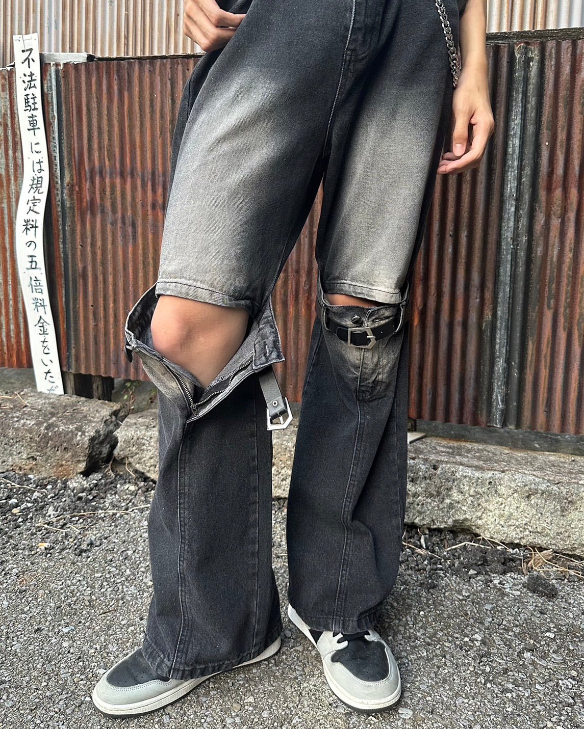 [luxe__05] belt ripped distressed jeans NA717 